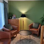 Huoneisto Saunalla Ja Paljulla Korpilammen Rannalla Espoo