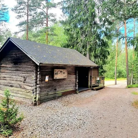 Saunalla Ja Paljulla Korpilammen Rannalla * Espoo